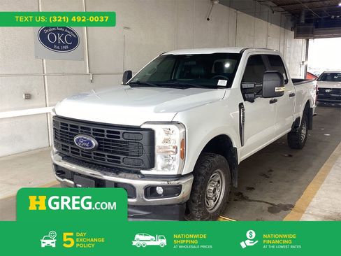 Used 2024 Ford F250 XL w/ 360-Degree Camera Package AWD/4WD image 1