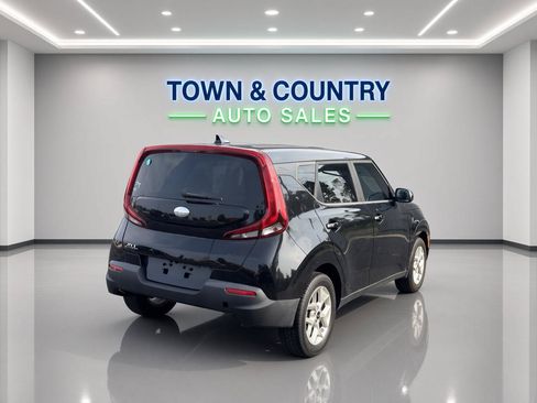 Used 2020 Kia Soul S FWD image 6