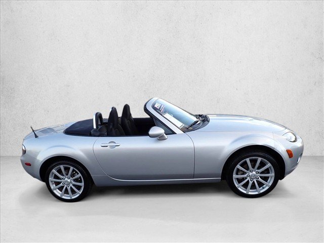 Used 2008 MAZDA MX-5 Miata Touring RWD image 5