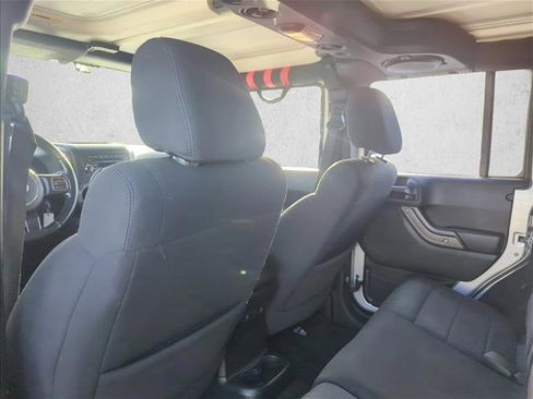 Used 2012 Jeep Wrangler Unlimited Sport image 17