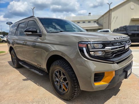 New 2027 Ford Expedition Tremor AWD/4WD image 3