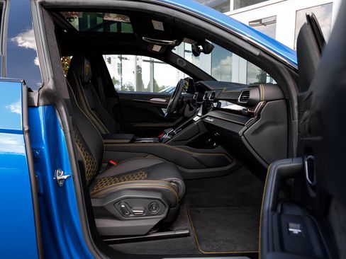 Used 2022 Lamborghini Urus image 37