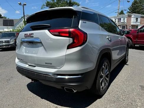 Used 2019 GMC Terrain SLT w/ Preferred Package AWD/4WD image 8