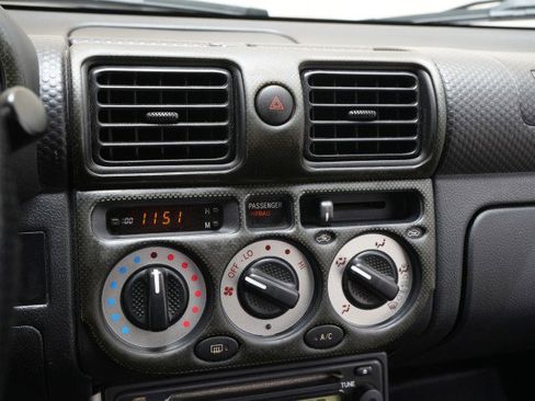 Used 2001 Toyota MR2 image 70