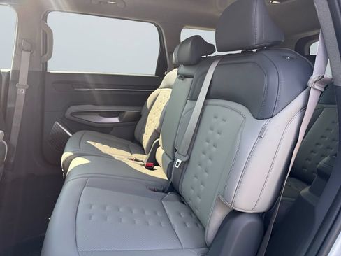 New 2026 Kia EV9 Wind AWD/4WD image 13