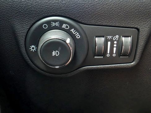Used 2024 Jeep Compass Limited AWD/4WD image 20