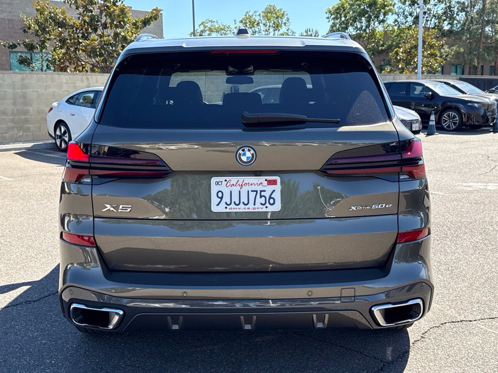 Certified 2024 BMW X5 xDrive50e w/ M Sport Package AWD/4WD image 10