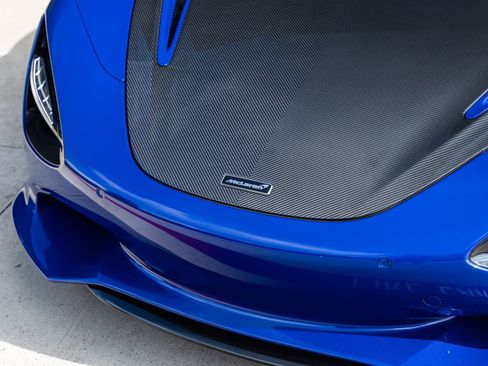 Used 2026 McLaren 750S RWD image 20