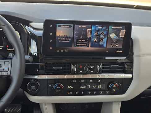 New 2026 Nissan Pathfinder SL AWD/4WD image 16