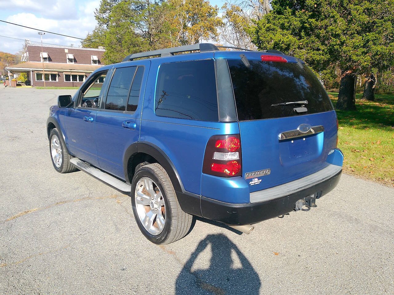 Used 2010 Ford Explorer XLT AWD/4WD image 8