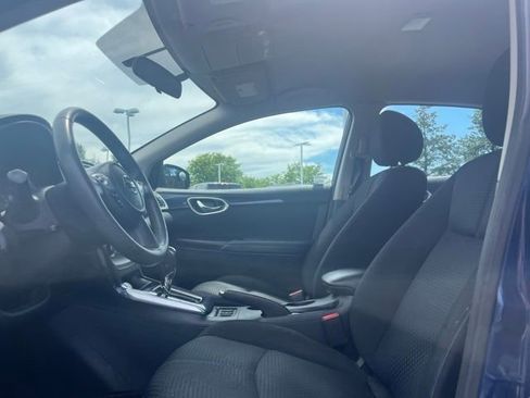 Used 2017 Nissan Sentra SR w/ Driver's Assist Package FWD image 21