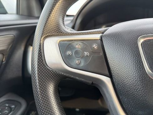 Used 2022 GMC Terrain SLE w/ Driver Convenience Package image 38