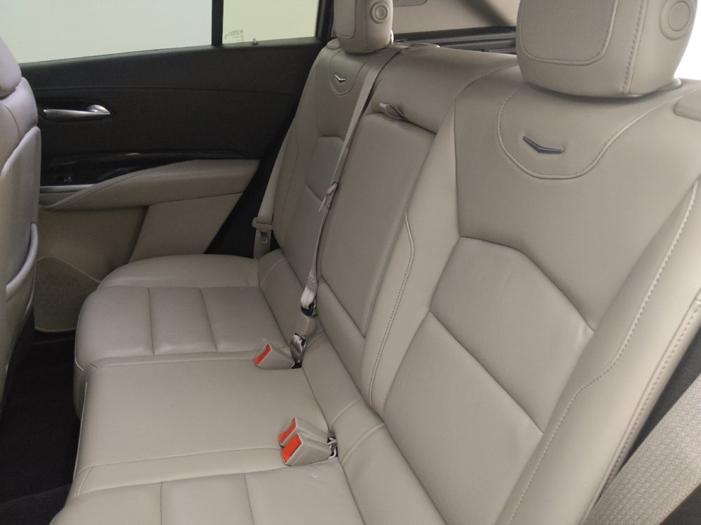 Used 2023 Cadillac XT4 Premium Luxury w/ Driver Assist Package FWD image 18