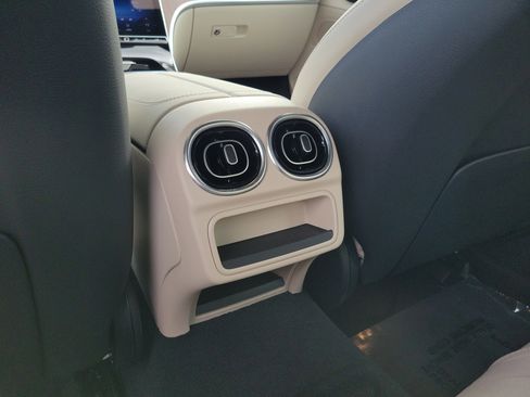 Certified 2025 Mercedes-Benz C 300 C 300 image 8