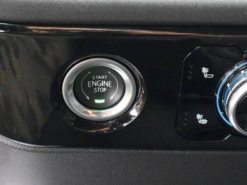 Used 2022 GMC Sierra 1500 Elevation w/ LPO, Elevation Black Package AWD/4WD image 33