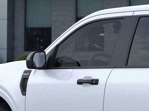 New 2025 Ford Maverick XLT w/ XLT Luxury Package image 21