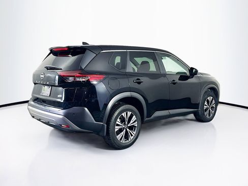 Used 2023 Nissan Rogue SV image 9