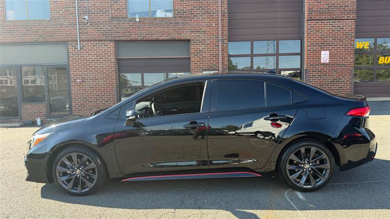 Used 2023 Toyota Corolla SE w/ SE Package FWD image 18