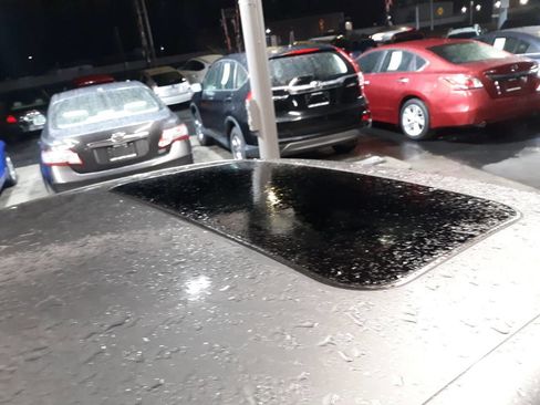 Used 2008 Volkswagen Rabbit 4-Door image 14