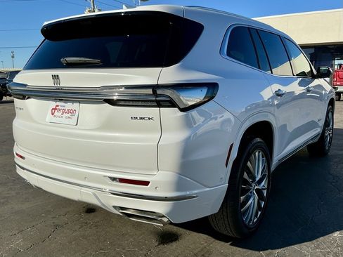 Used 2025 Buick Enclave Avenir w/ Super Cruise Package image 19