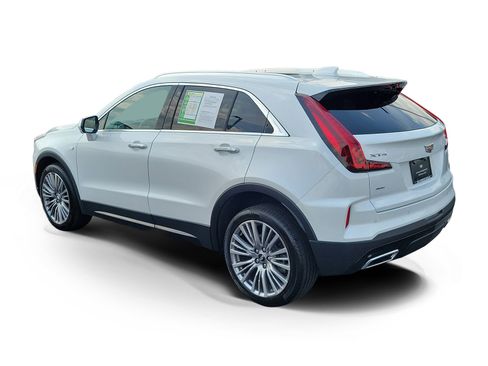 Used 2025 Cadillac XT4 Premium Luxury w/ Technology Package AWD/4WD image 4