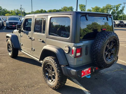 Used 2023 Jeep Wrangler Unlimited w/ Cold Weather Group AWD/4WD image 6
