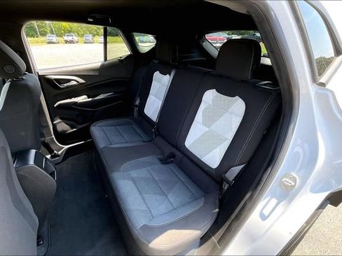 Used 2024 Chevrolet Trax RS w/ Driver Confidence Package FWD image 22