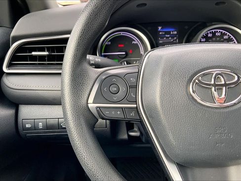 Used 2023 Toyota Camry LE image 25