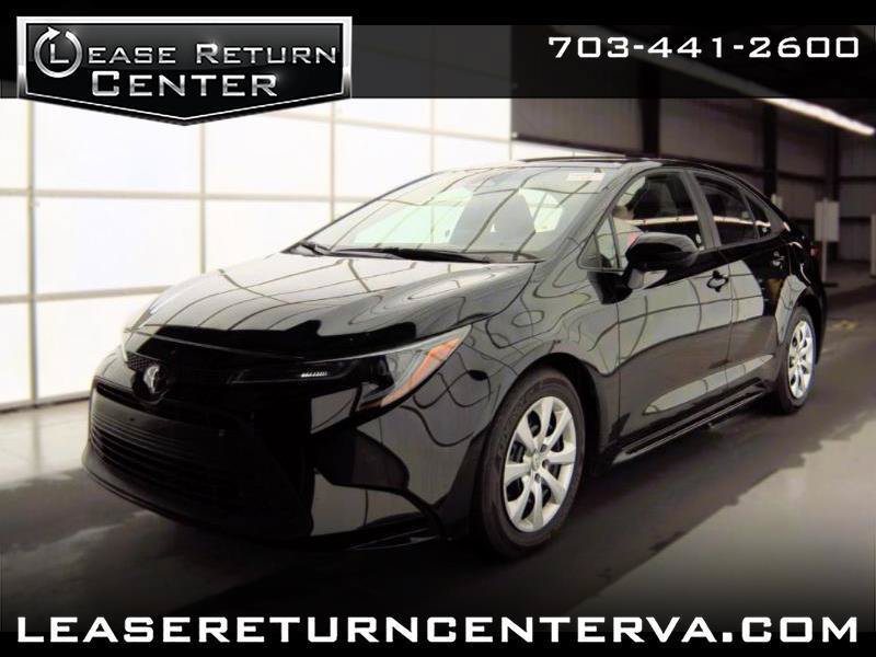 Used 2026 Toyota Corolla LE FWD image 1