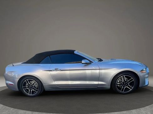 Used 2023 Ford Mustang Premium RWD image 4