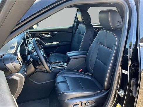 Used 2024 Chevrolet Blazer Premier AWD/4WD image 25