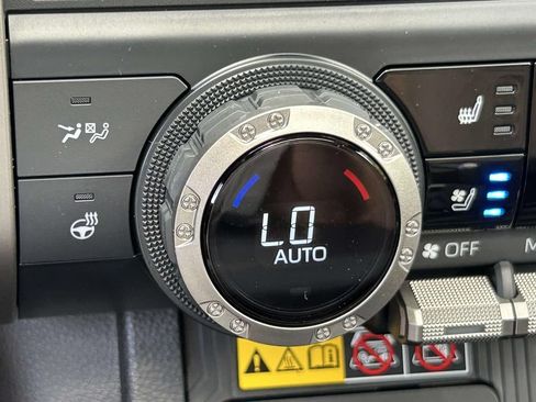 New 2026 Toyota 4Runner Limited AWD/4WD image 25