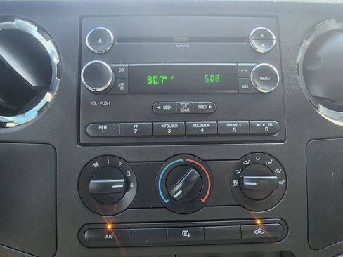 Used 2010 Ford F250 XLT image 15