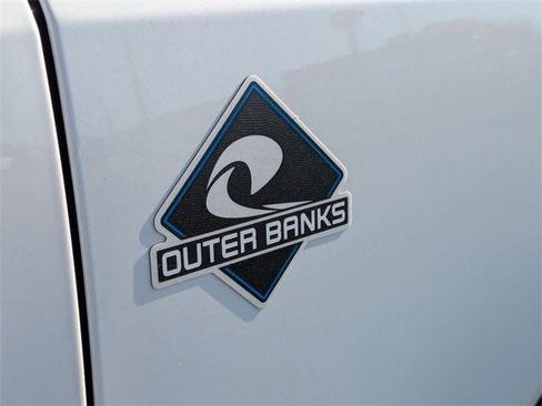 New 2025 Ford Bronco Outer Banks image 42