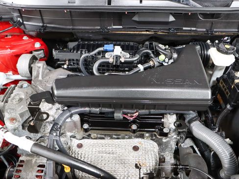 Used 2016 Nissan Rogue SV image 29