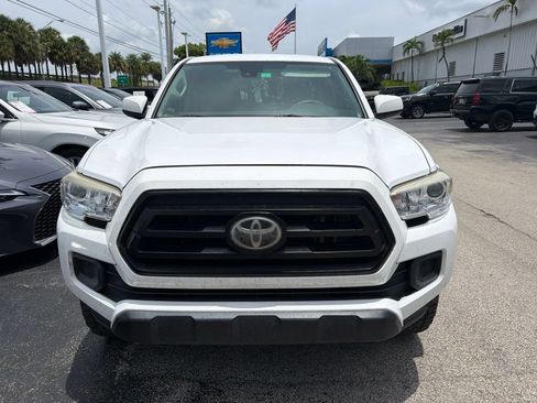 Used 2020 Toyota Tacoma SR w/ SR Convenience Package RWD image 2