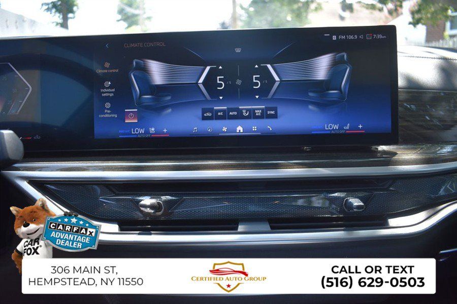 Used 2025 BMW X7 xDrive40i AWD/4WD image 18