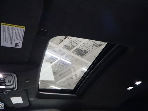 Used 2025 GMC Sierra 2500 Denali Ultimate image 25