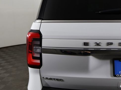 Used 2024 Ford Expedition Limited RWD image 19