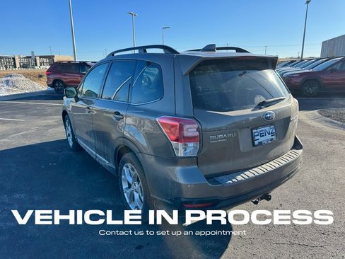 Used 2017 Subaru Forester 2.5i Touring image 5