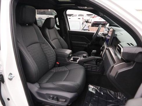 Certified 2024 Toyota Tacoma TRD Off-Road image 30