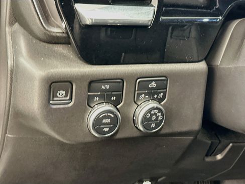 Used 2024 GMC Sierra 1500 Elevation AWD/4WD image 17