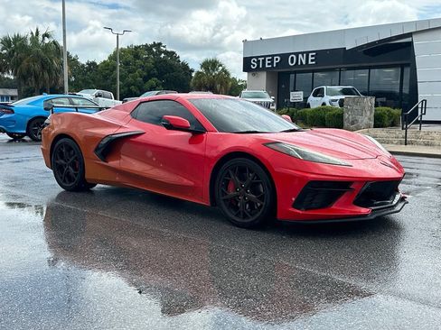 Used 2021 Chevrolet Corvette Stingray Premium Conv w/ Z51 Performance Package RWD image 5