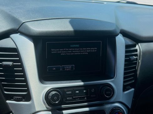 Used 2019 GMC Yukon SLE w/ Convenience Package RWD image 13