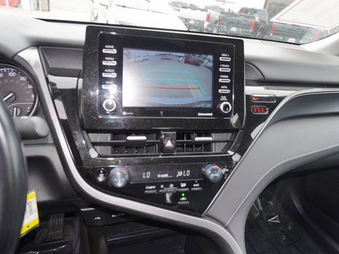 Certified 2023 Toyota Camry SE image 17