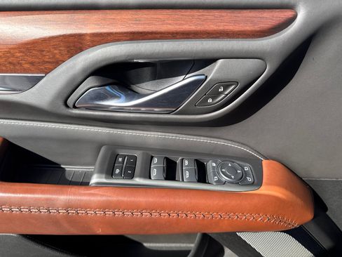 Certified 2024 GMC Yukon Denali Ultimate image 29