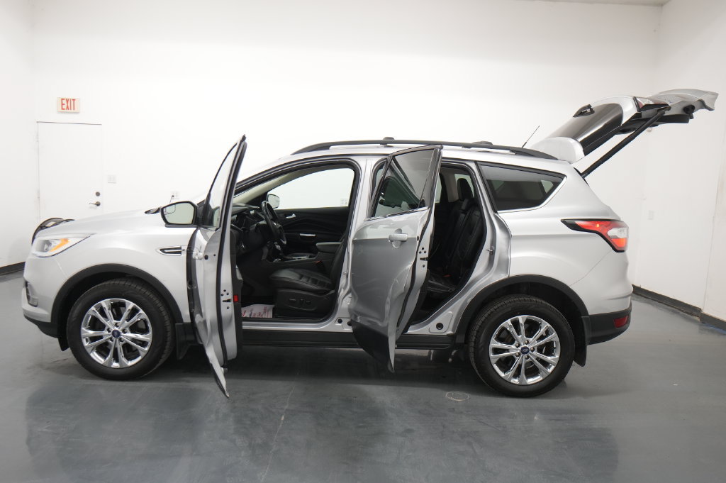 Used 2018 Ford Escape SEL AWD/4WD image 22