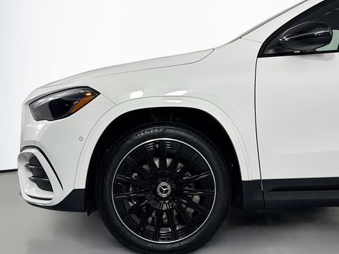 New 2026 Mercedes-Benz GLA 250 image 9