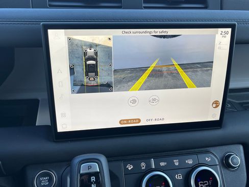 Certified 2025 Land Rover Defender 110 S image 33