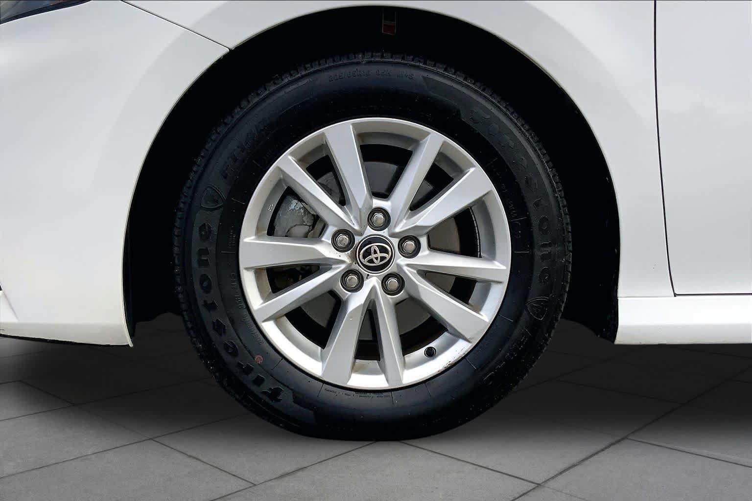 Certified 2025 Toyota Camry LE FWD image 11